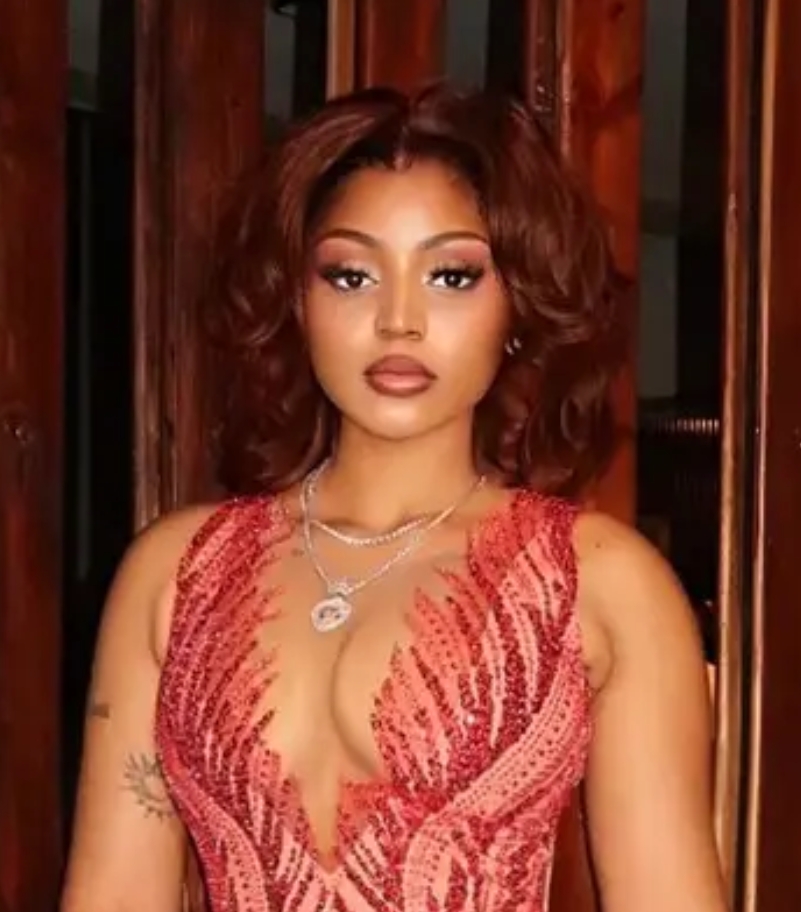 Update: Nollywood actress, Regina Daniels, broke down in tears in a new video, expressing frustration and despair over ongoing family struggles, and shared a heartfelt post declaring, “I give up.”